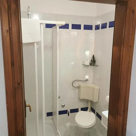 Bed & Breakfast Feral 4*