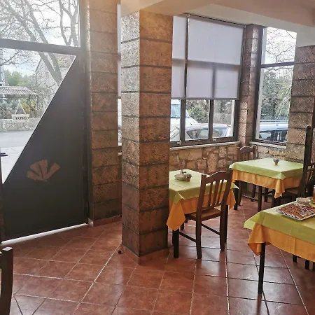 Feral Oda ve Kahvaltı Rovinj