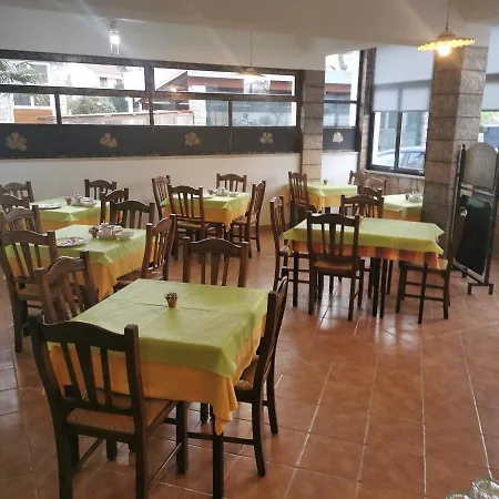 Couette-café Feral 4*